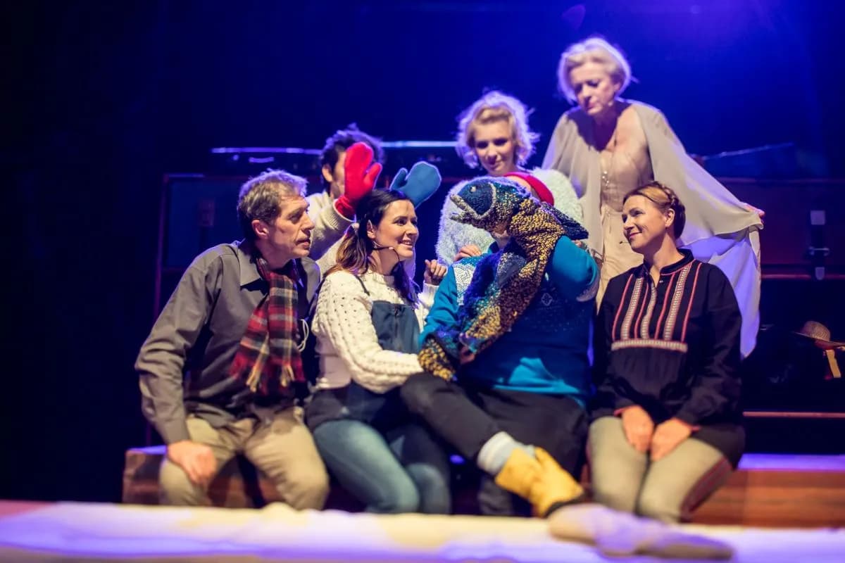 Baśń o trzech konikach Teatr Animacji - odkryj magiczny świat spektaklu Baśń o trzech konikach Teatr Animacji - odkryj magiczny świat spektaklu